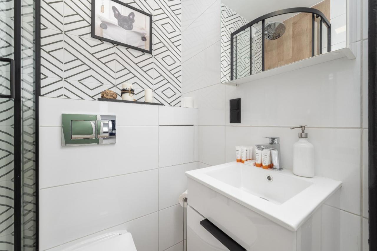 Apartament Zielinskiego Centrum Wroclaw By Noclegi Renters Exteriör bild